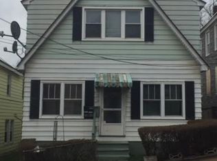 46 Schuyler St, Amsterdam, NY 12010