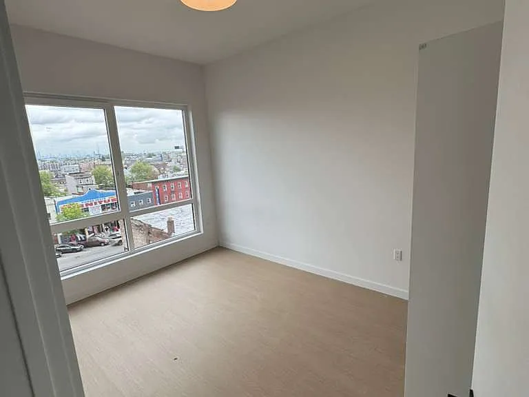 74 Webster St #5C — Photo 5