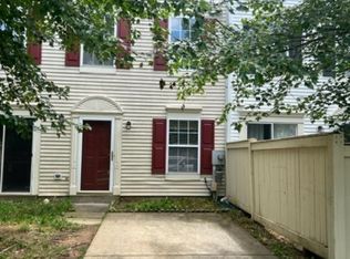 152 Heathfield Dr, Frederick, MD 21702