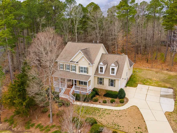 76 S Duelling Oaks Dr, Chapel Hill, NC 27517