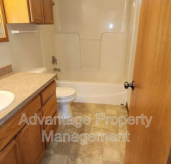 494 Nandina St — Photo 10