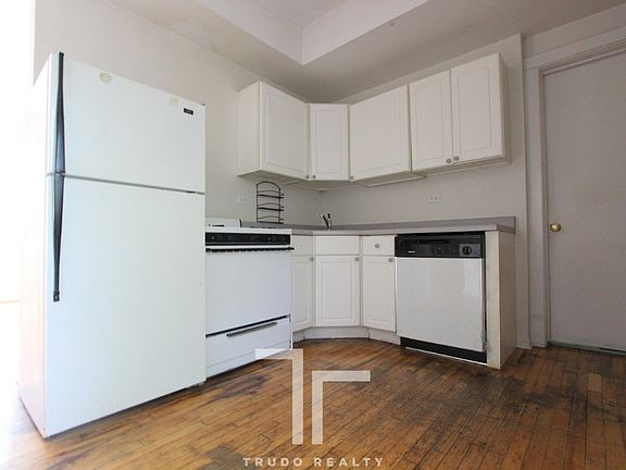 4th image of 5100 N Winchester Ave #51003