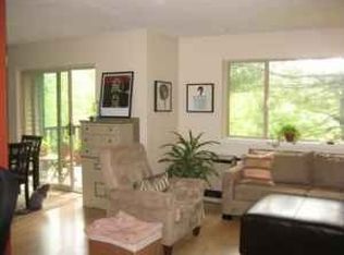 124 Quarry Hill Rd APT 37, South Burlington, VT 05403