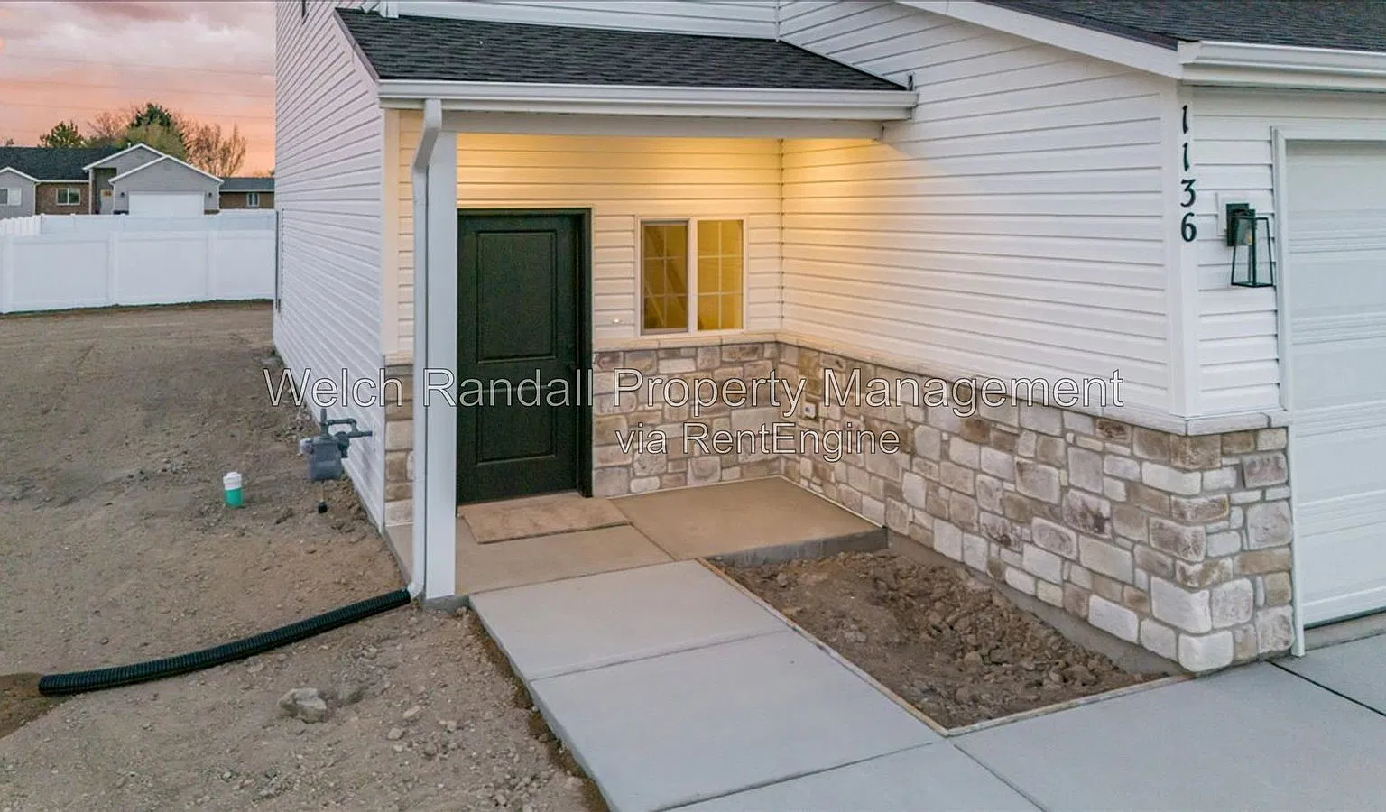 3 bed, 2.5 bath, 1950 sqft, $2,195 — Photo 4