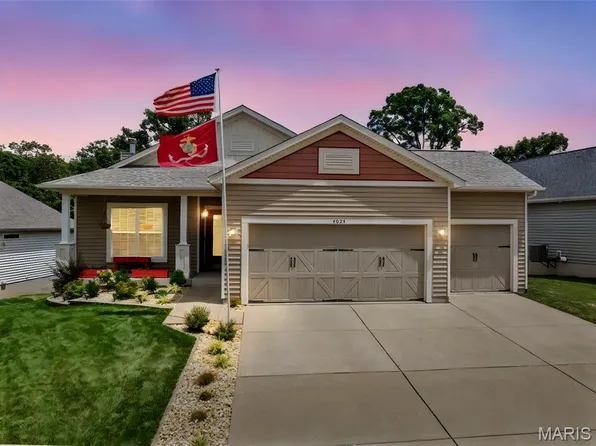 4024 Riverdell Dr, Wentzville, MO 63385