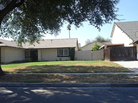 2nd image of 9950 Celeste Ct