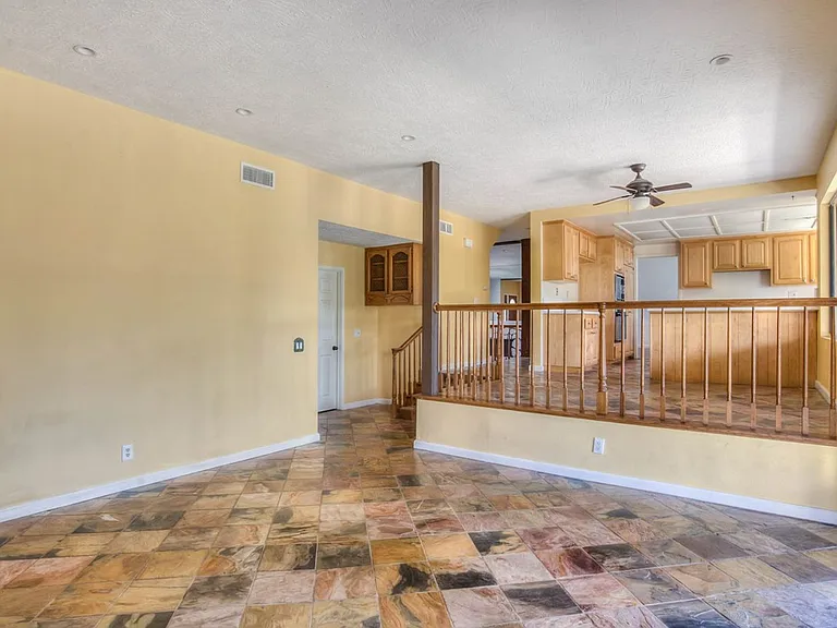 4546 E Blue Jay Ave — Photo 16