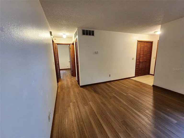 1209 SW 80th Dr — Photo 24