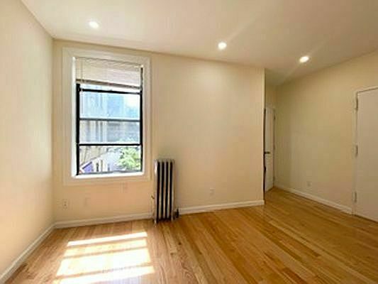 4th image of 30-87 34th St #3