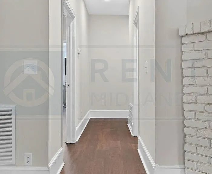 2901 Park St — Photo 13