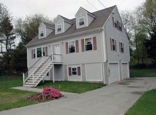 144 Hummocks Ave, Portsmouth, RI 02871