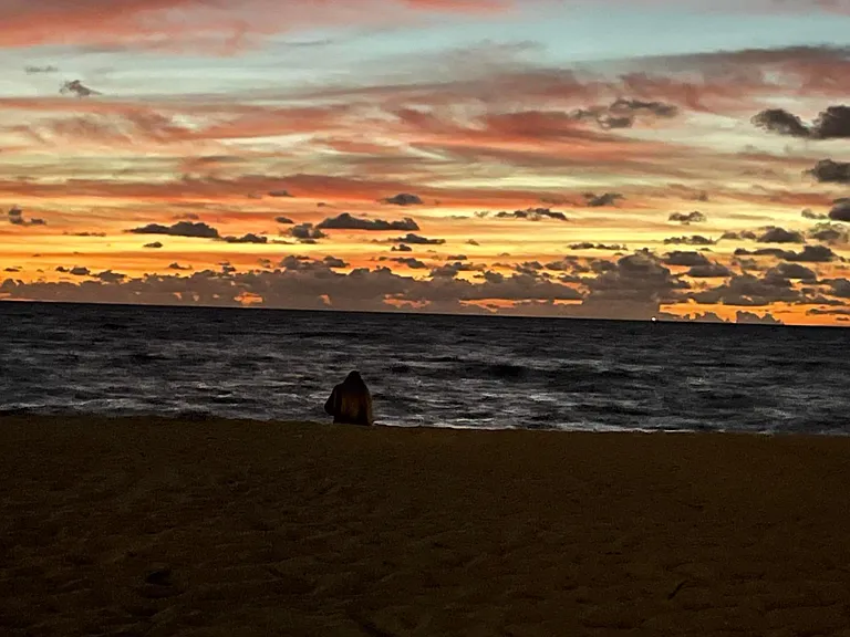 amazing sunrise at Del Ray Beach