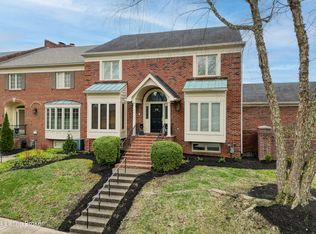 20 Riding Ridge Rd, Prospect, KY 40059