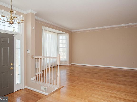 2nd image of 7061 Kings Manor Dr