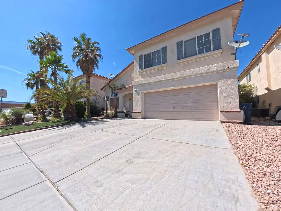 8330 Hipwader Ct
