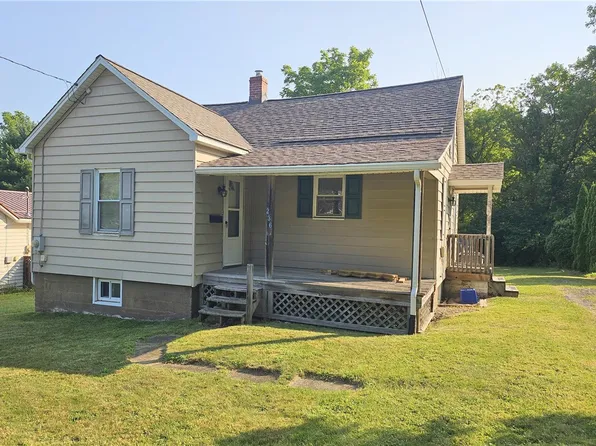 236 N Main St, Slippery Rock, PA 16057