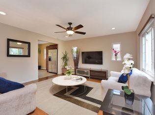 8213 211th St, Queens Village, NY 11427