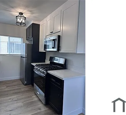 2 bed, 800 sqft, $2,600 — Photo 4