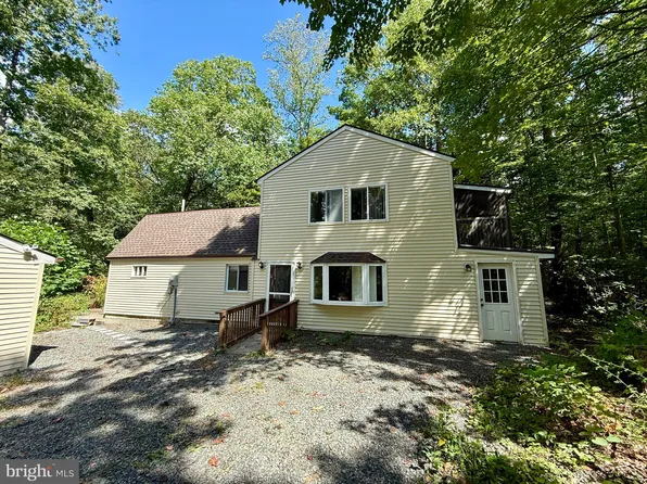 1871 Linda Ln, Pottstown, PA 19464