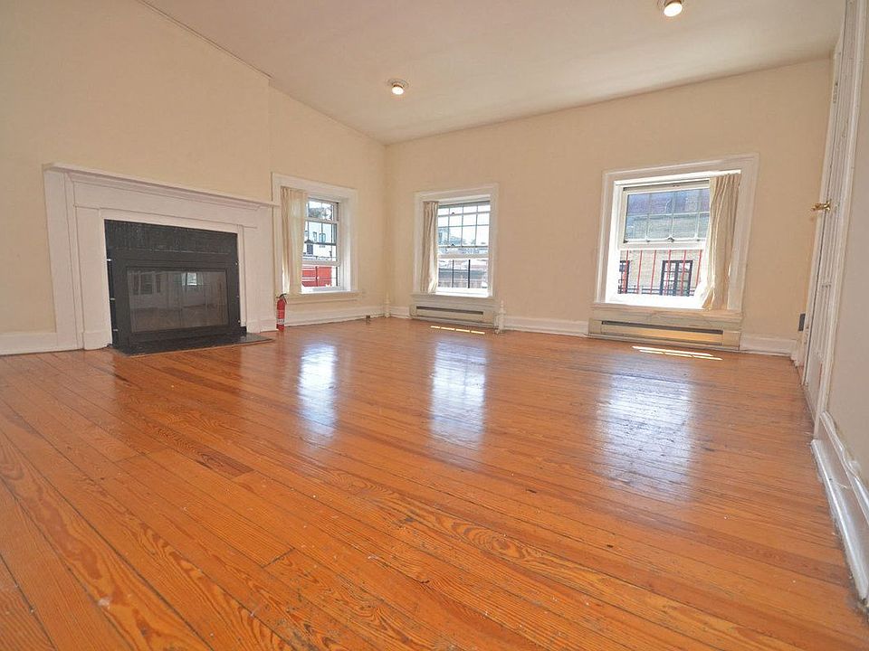 1st image of 283 W 12th St APT 3