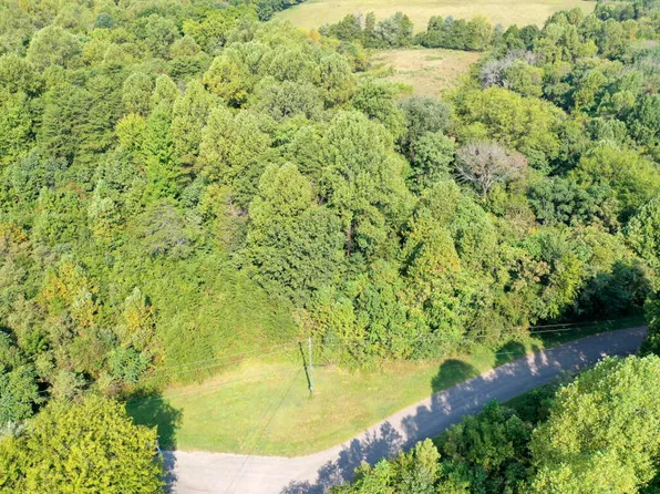 Cheoah Trl, Sweetwater, TN 37874