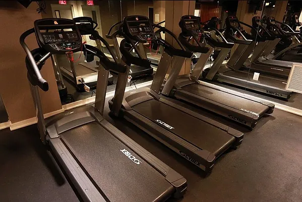 Rented by Bouklis Group | media 11