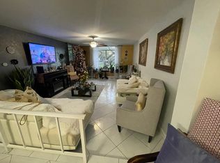 3650 Inverrary Dr APT 2Z, Lauderhill, FL 33319