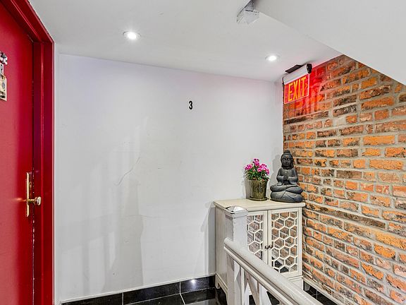 2nd image of 215 E 3rd St APT 3