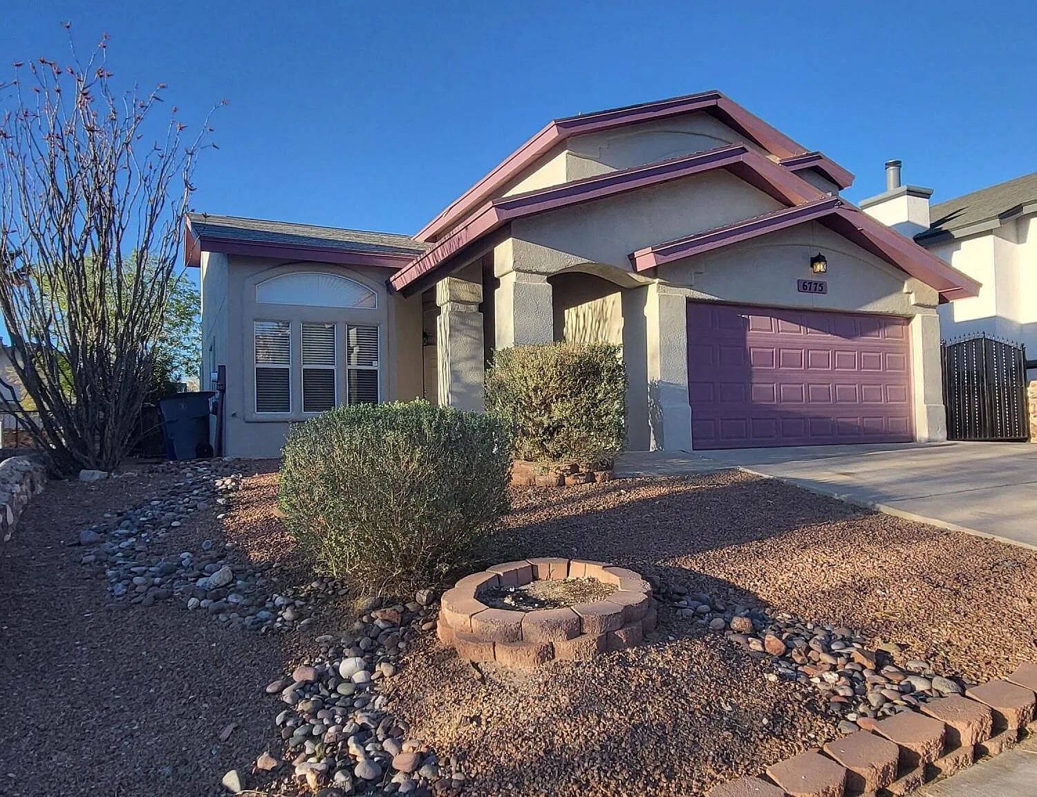 3 bed, 2.5 bath, 1696 sqft, $1,900 — Photo 3