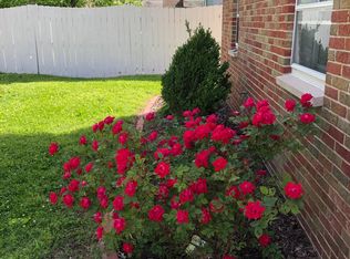 3602 Falling Springs Rd, Cahokia, IL 62206