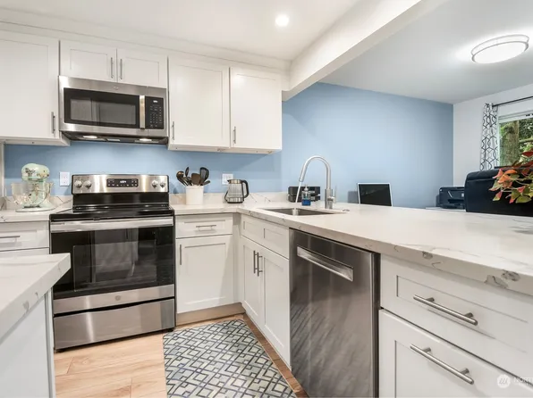 12704 NE 144th Street #A104, Kirkland, WA 98034