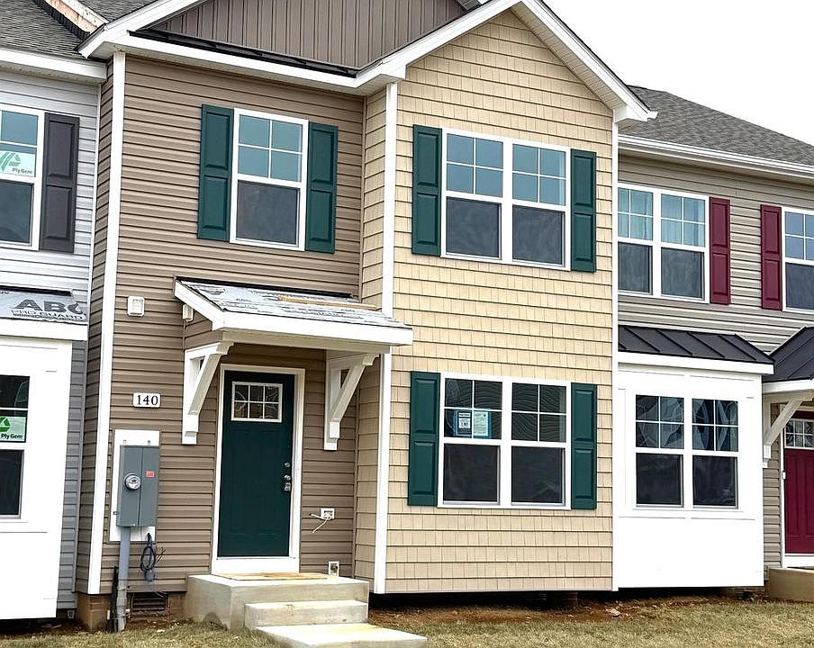 1st image of 140 Olga Dr