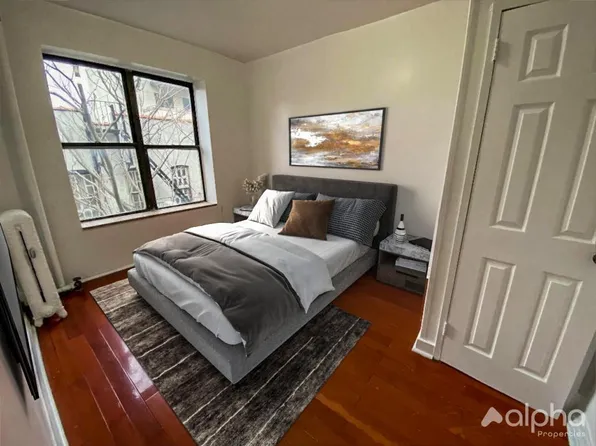 315 East 108th Street image 1 of 7