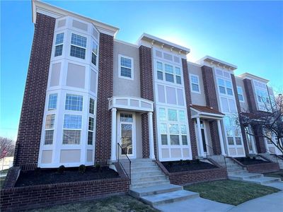 2915 Gentry Park, Kansas City, MO, 64116