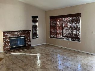 8560 Rosemary Dr, Riverside, CA 92508