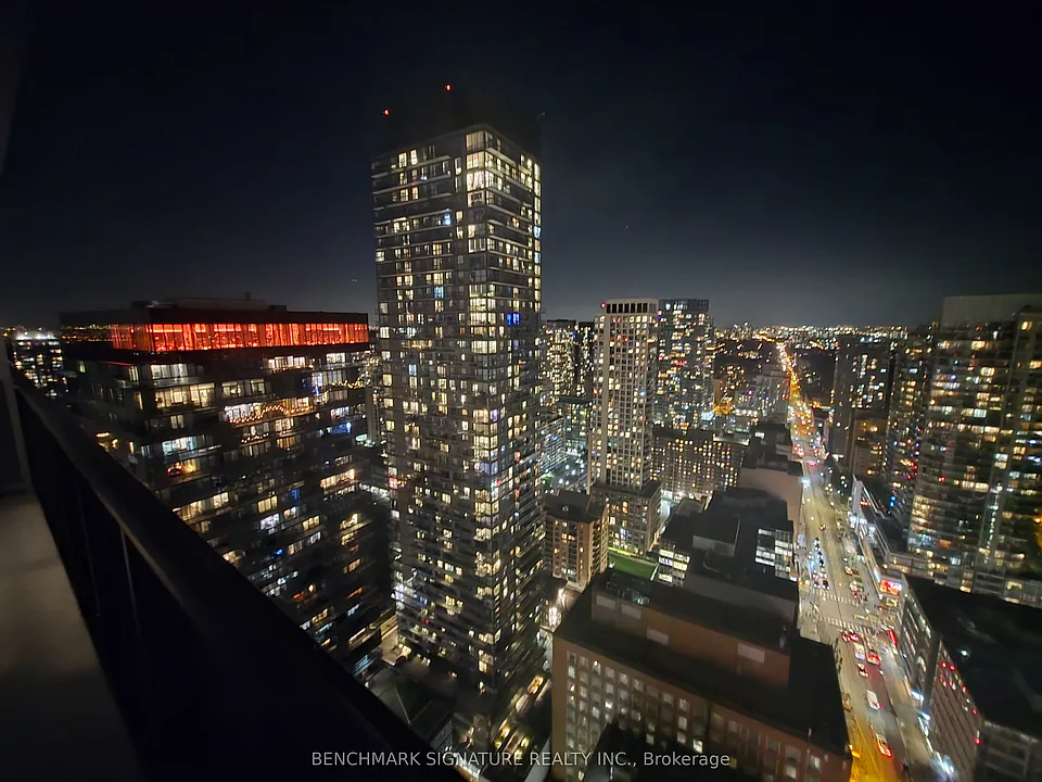 8 Eglinton Ave E #3311