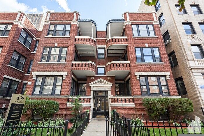 1st image of 439 W Melrose St #41-2C