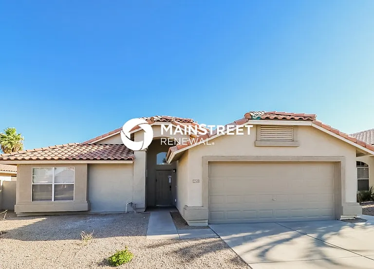 12509 W Palm Ln — Photo 2