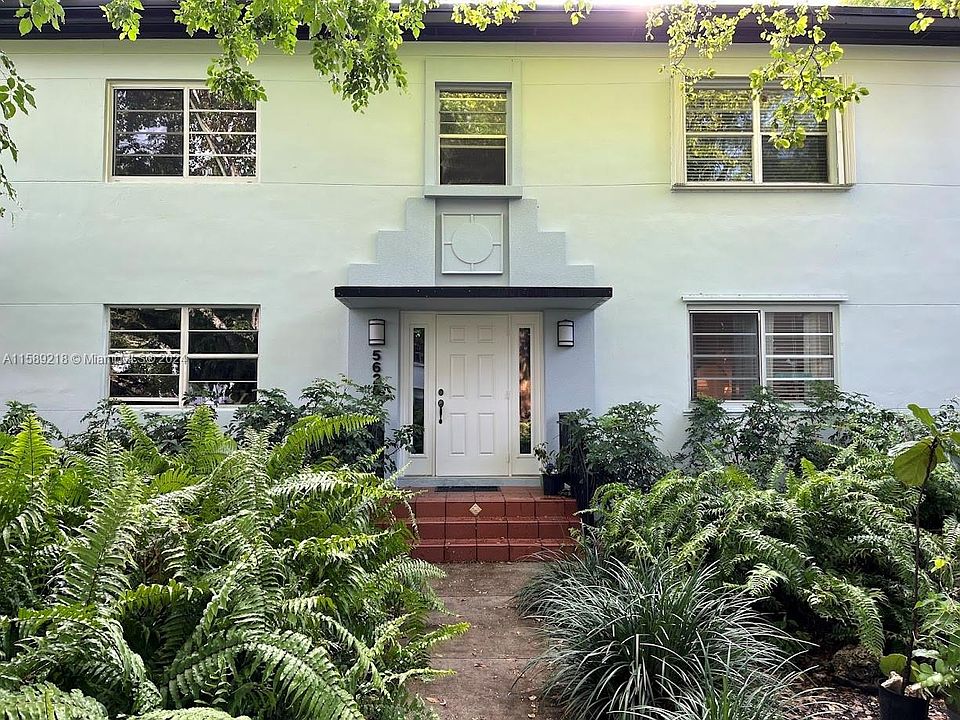1st image of 5625 SW 80th St #113B