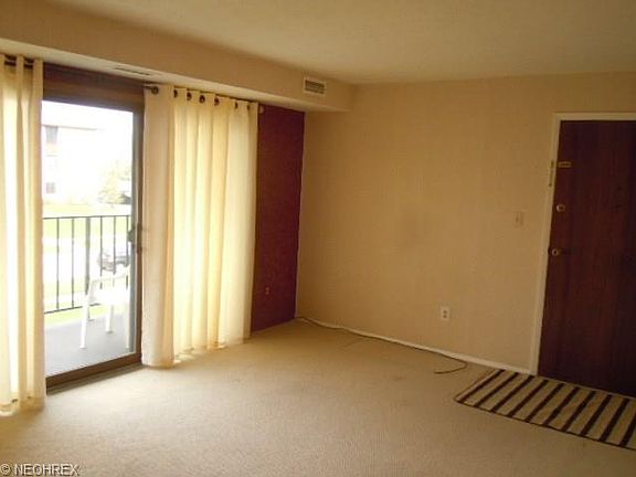4th image of 16340 Heather Ln #S204
