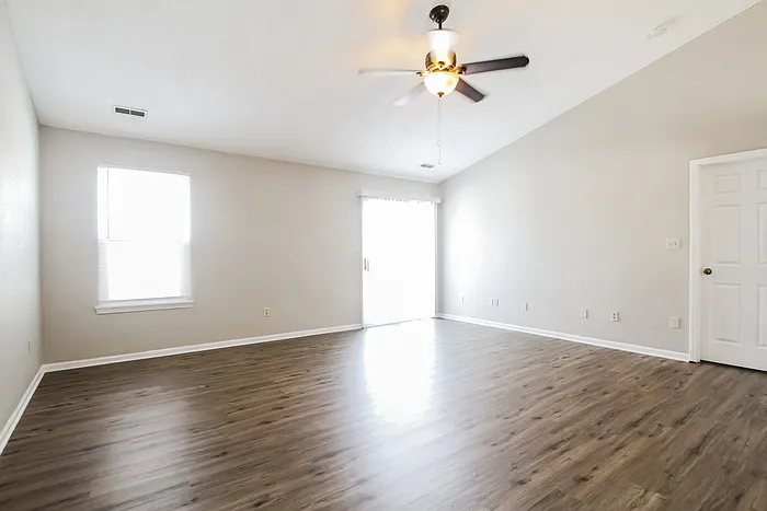 314 Brixton Woods West Dr — Photo 2