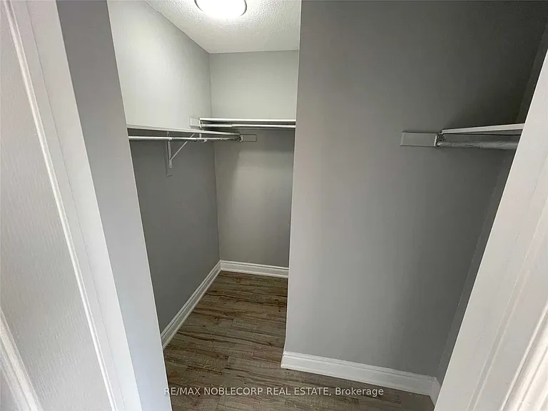 14 Cordgrass Cres — Photo 8