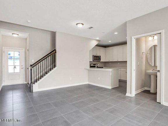 3rd image of 781 CHERRY ELM Drive