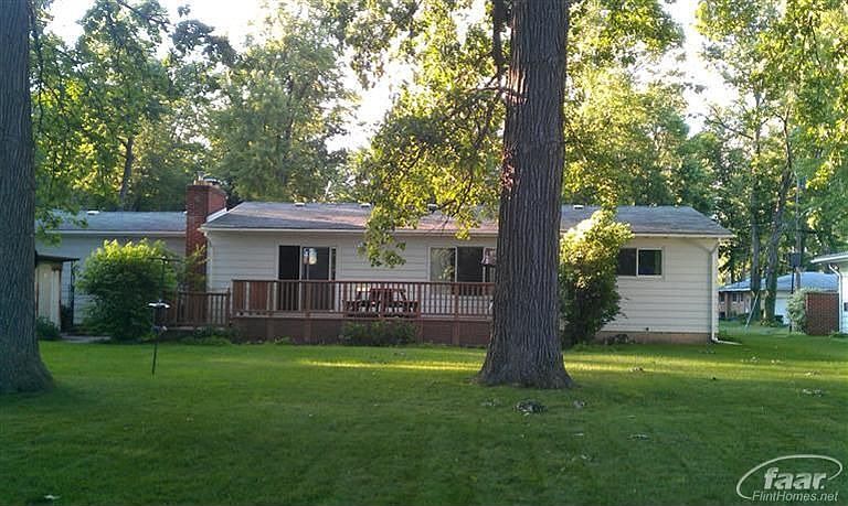 2nd image of 1165 Pickwick Pl