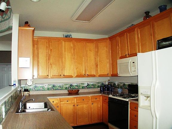 Beautiful Kitchen and Cabinetry