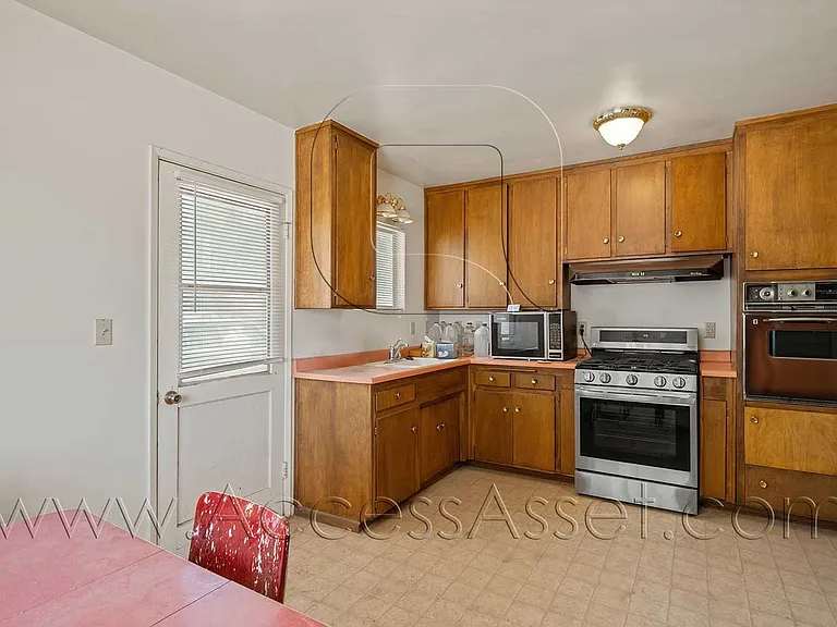 18499 Shay Rd #1 — Photo 12