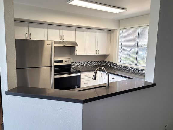 4th image of 4000 24th Ave W APT 101