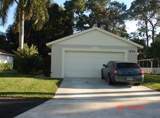 1244 Pine Sage Cir, West Palm Beach, FL 33409