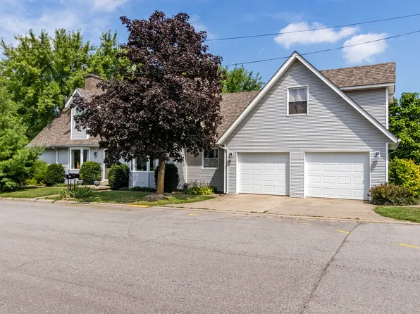 22185 Water St, Oldenburg, IN 47036