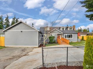 7703 224th St SW, Edmonds, WA 98026